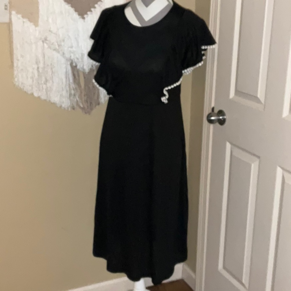 Black Dress with Ruffle Sleeve in White Trim by Emery Rose - Size Small - Picture 1 of 9